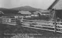 Polaufv hostinec na Horsk Kvild,v pozad hora Antigl  r.1928