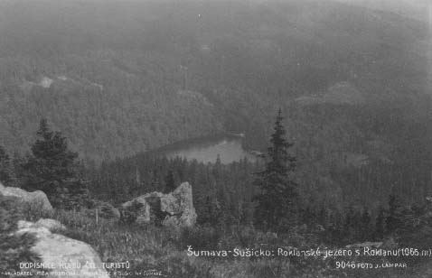Pohled na Roklansk jezero z vrcholu hory r.1930