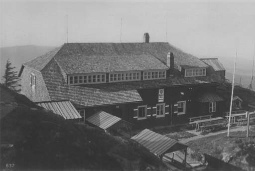 Turistick chata na Ostrm  r.1935